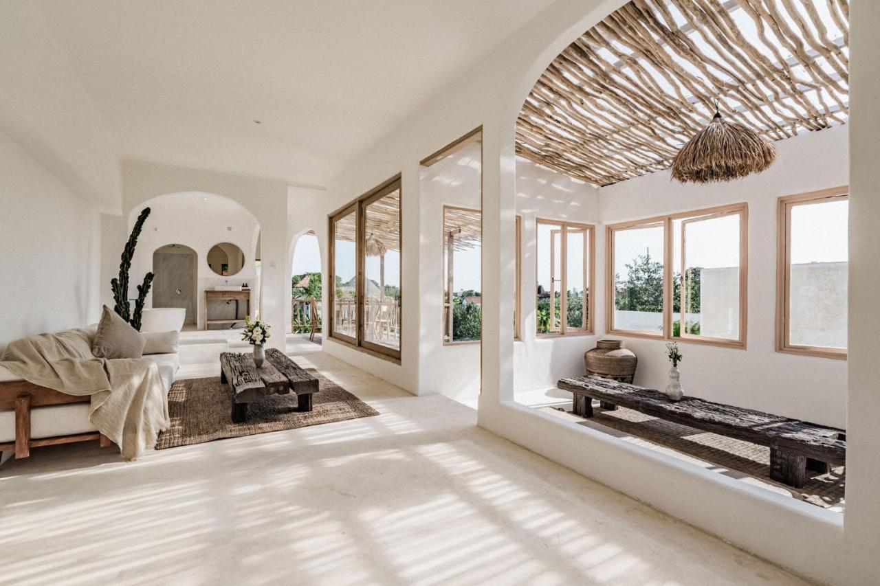 Hotel Sages Canggu Exteriör bild